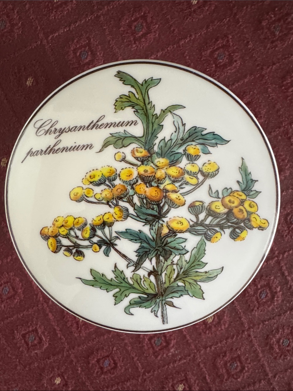 Villeroy & Boch Botanica Covered Trinket Box – Chrysanthemum (Tanacetum) - Picture 2 of 4